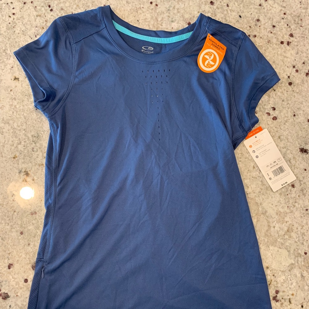 NWT short sleeve workout shirt
